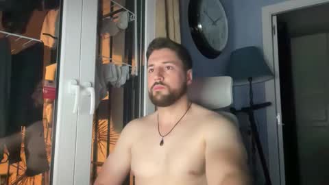 mark_899832461 online show from 11, 5, 2026