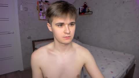 Snapshot of mark_bearcub chatting on 27, 2, 2025 Mark online show from 27, 2, 2025