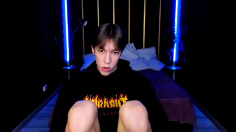 Snapshot of mark_branston chatting on 7, 10, 2025 Mark online show from 7, 10, 2025