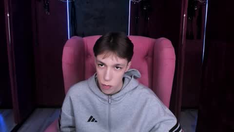 Snapshot of mark_branston chatting on 19, 10, 2025 Mark online show from 19, 10, 2025