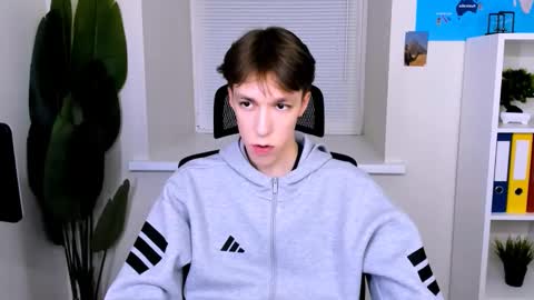 Snapshot of mark_branston chatting on 23, 10, 2025 Mark online show from 23, 10, 2025