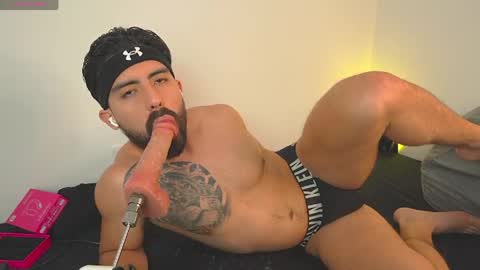 Snapshot of mark_broown_ chatting on 16, 4, 2026 mark_broown_ online show from 16, 4, 2026