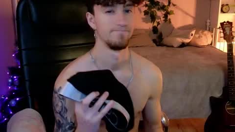 Snapshot of mark_caron chatting on 18, 12, 2025 mark_caron online show from 18, 12, 2025