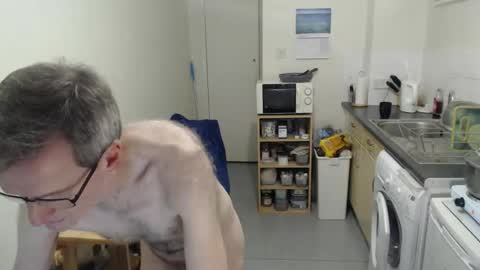 Snapshot of mark_islington chatting on 24, 9, 2025 mark_islington online show from 24, 9, 2025