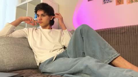 Mark online show from 8, 1, 2026