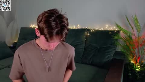 Snapshot of mark_safr chatting on 2, 10, 2025 Mark online show from 2, 10, 2025