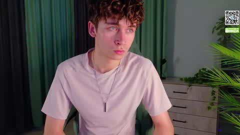 Snapshot of mark_safr chatting on 11, 1, 2026 Mark online show from 11, 1, 2026