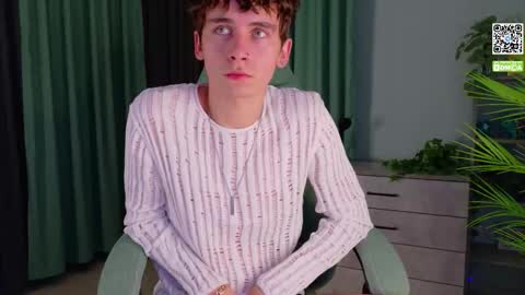 Snapshot of mark_safr chatting on 13, 1, 2026 Mark online show from 13, 1, 2026