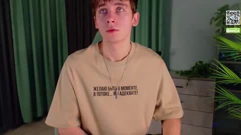 Snapshot of mark_safr chatting on 14, 1, 2026 Mark online show from 14, 1, 2026