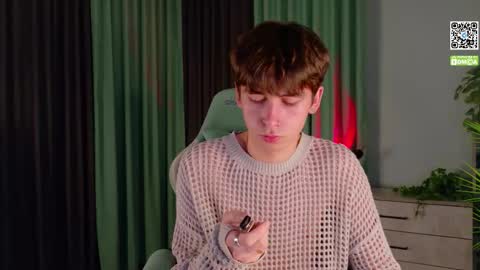 Snapshot of mark_safr chatting on 15, 1, 2026 Mark online show from 15, 1, 2026