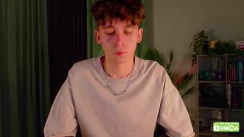 Snapshot of mark_safr chatting on 8, 2, 2026 Mark online show from 8, 2, 2026