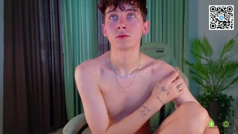 Snapshot of mark_safr chatting on 12, 3, 2026 Mark online show from 12, 3, 2026