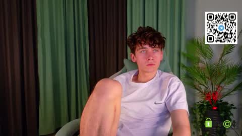 Snapshot of mark_safr chatting on 21, 3, 2026 Mark online show from 21, 3, 2026