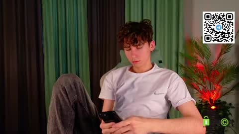 Snapshot of mark_safr chatting on 22, 3, 2026 Mark online show from 22, 3, 2026