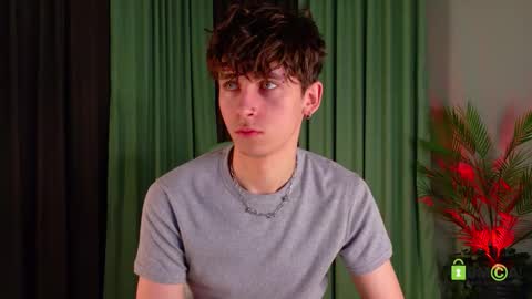 Snapshot of mark_safr chatting on 24, 3, 2026 Mark online show from 24, 3, 2026