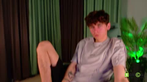 Snapshot of mark_safr chatting on 27, 3, 2026 Mark online show from 27, 3, 2026