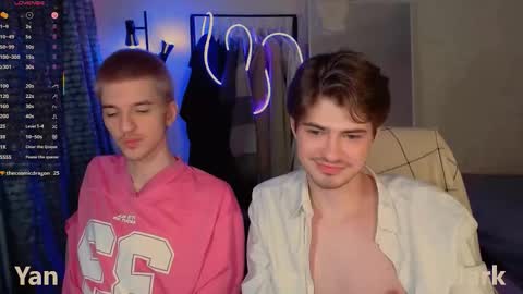 Mark online show from 14, 12, 2025