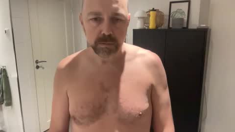 Snapshot of mark_the_mark chatting on 28, 11, 2025 mark_the_mark online show from 28, 11, 2025