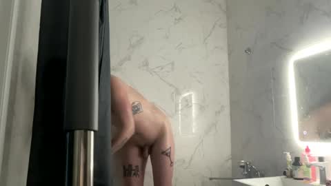 Mark online show from 28, 1, 2025