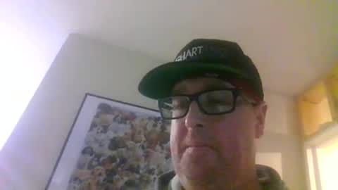 Snapshot of markkellyhamilton99 chatting on 23, 12, 2024 mark online show from 23, 12, 2024