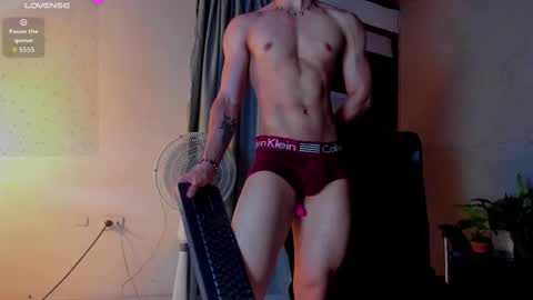 Snapshot of markuss___ chatting on 28, 9, 2025 markuss___ online show from 28, 9, 2025