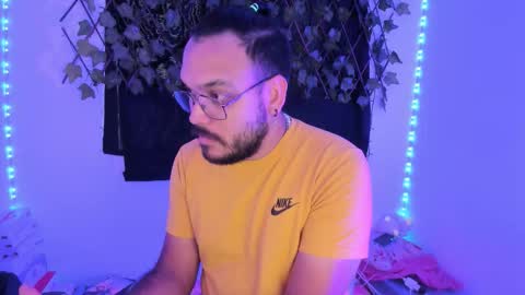 Mark  online show from 6, 11, 2025