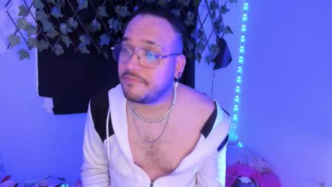 Mark  online show from 12, 11, 2025