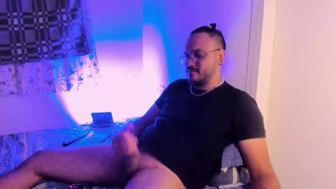 Mark  online show from 21, 11, 2025