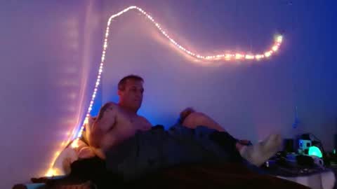 markymark101825061 online show from 6, 2, 2025