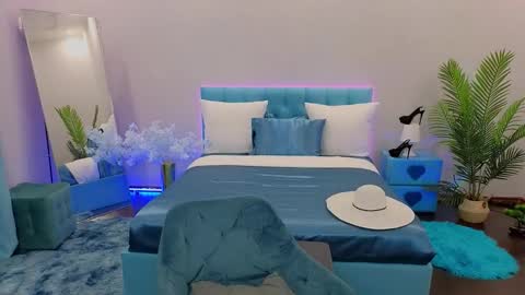 Snapshot of marladewis chatting on 21, 9, 2025 MarlaDewis online show from 21, 9, 2025