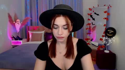 Snapshot of marladewis chatting on 25, 10, 2025 MarlaDewis online show from 25, 10, 2025