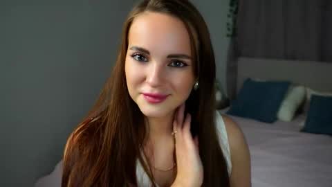 Kira online show from 6, 10, 2025