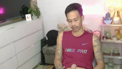 Snapshot of marlmoreno10 chatting on 7, 4, 2026 marlmoreno10 online show from 7, 4, 2026