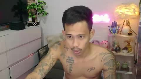Snapshot of marlmoreno10 chatting on 17, 4, 2026 marlmoreno10 online show from 17, 4, 2026
