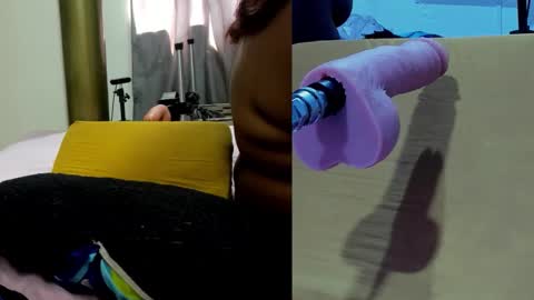 Snapshot of marlyn_black chatting on 20, 12, 2025 marlyn_black online show from 20, 12, 2025