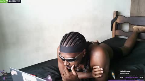 Snapshot of mars2mars chatting on 14, 11, 2025 MARS online show from 14, 11, 2025