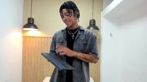 MARSHALL online show from 16, 9, 2025