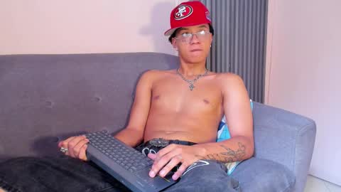 MARSHALL online show from 4, 3, 2026