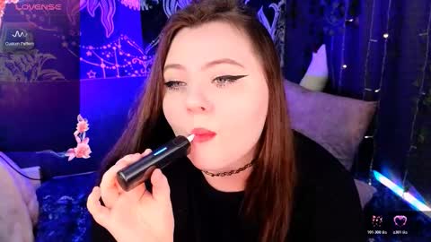 Snapshot of marshmallowbeauty_ chatting on 13, 11, 2025 marshmallowbeauty_ online show from 13, 11, 2025