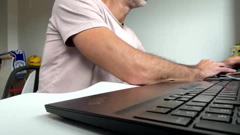Snapshot of marsupilami_82_ chatting on 5, 5, 2026 marsupilami_82_ online show from 5, 5, 2026