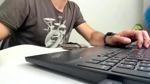 Snapshot of marsupilami_82_ chatting on 7, 5, 2026 marsupilami_82_ online show from 7, 5, 2026