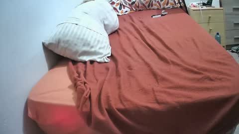 Snapshot of martamoontrans chatting on 1, 12, 2024 martamoontrans online show from 1, 12, 2024