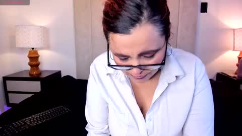 Marthina  online show from 20, 3, 2026