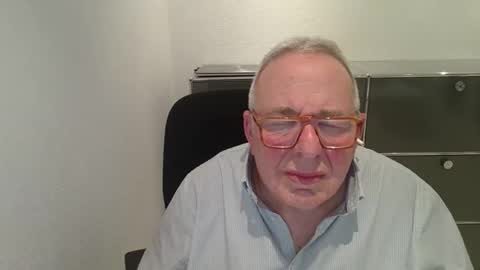 Snapshot of martin_1947 chatting on 4, 11, 2025 martin_1947 online show from 4, 11, 2025