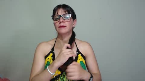 Snapshot of martina_27__ chatting on 22, 10, 2025 martina_27__ online show from 22, 10, 2025