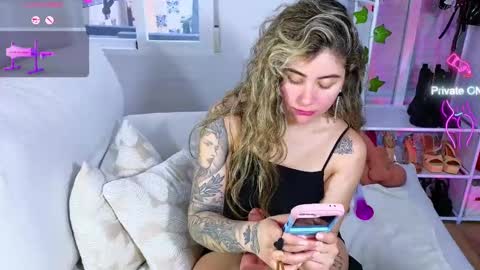 MARTINA  online show from 8, 2, 2025