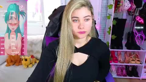 MARTINA  online show from 8, 3, 2025