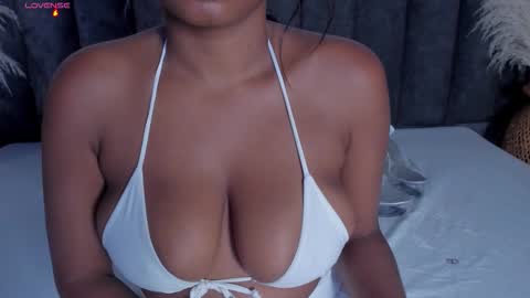 Laura online show from 15, 9, 2025