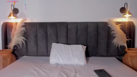 Laura online show from 10, 10, 2025