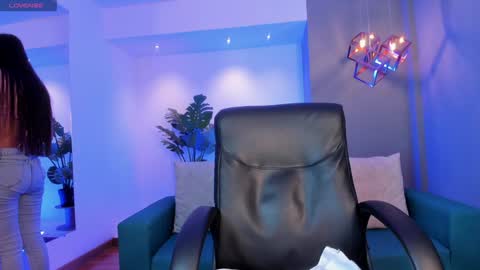 Martina online show from 6, 12, 2024